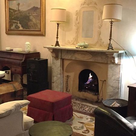 La Casa Di Einstein Apartment เจนัว ภายนอก รูปภาพ